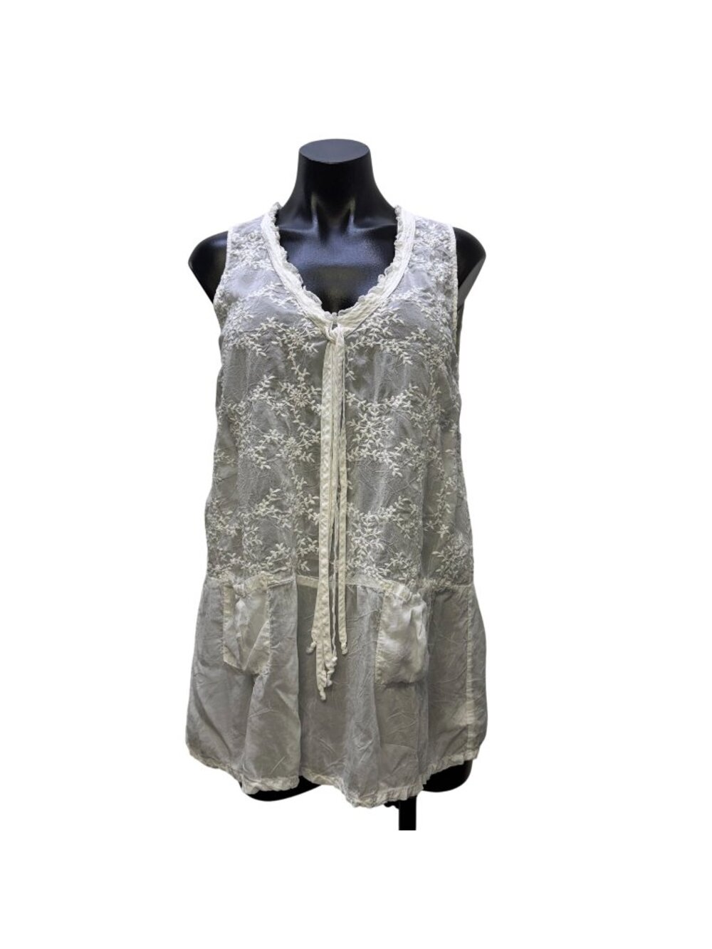 Johnny Was White Embroidered Sleeveless Blouse With Tie Detail Size S